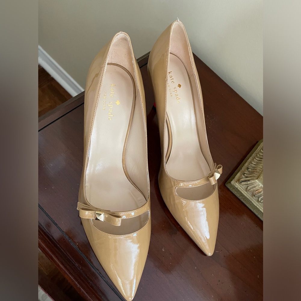 Kate Spade Nude Patent Leather Pointed-Toe Pumps
